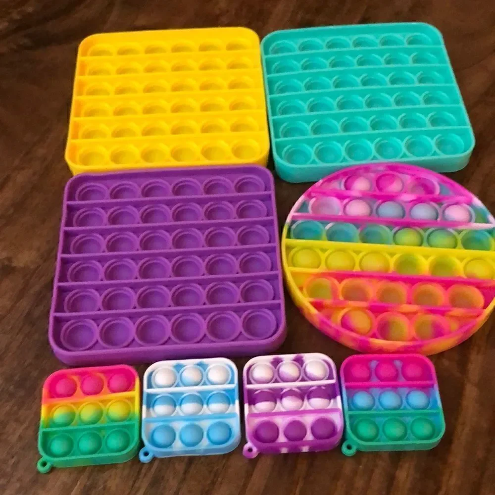 COPY - Pop-its!!! 8 total, 3 big square, 1 round, 4 small square sensory toys